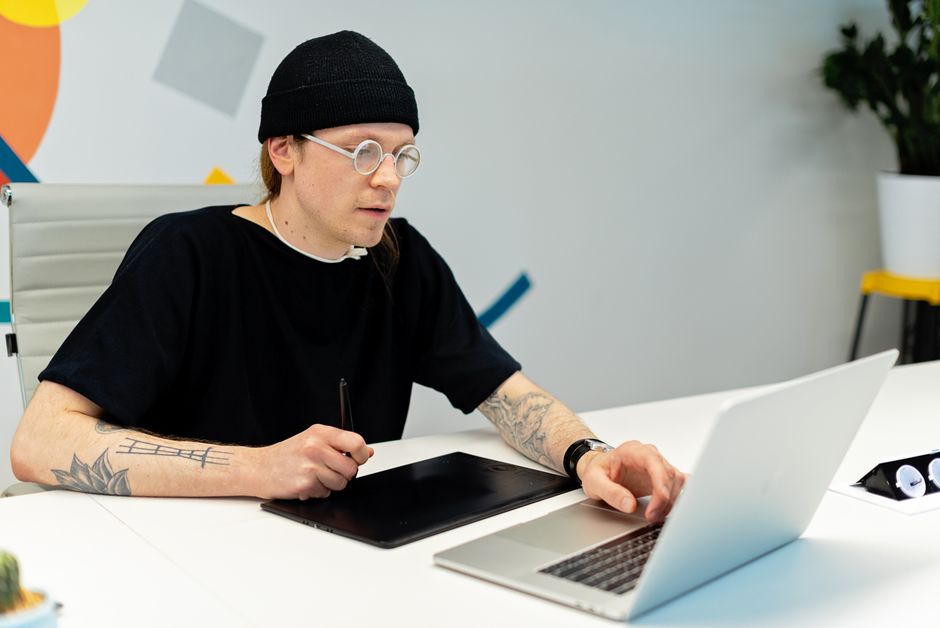 UI-Komponenten und Typografie Beispiel aus dem UX/UI Unterricht